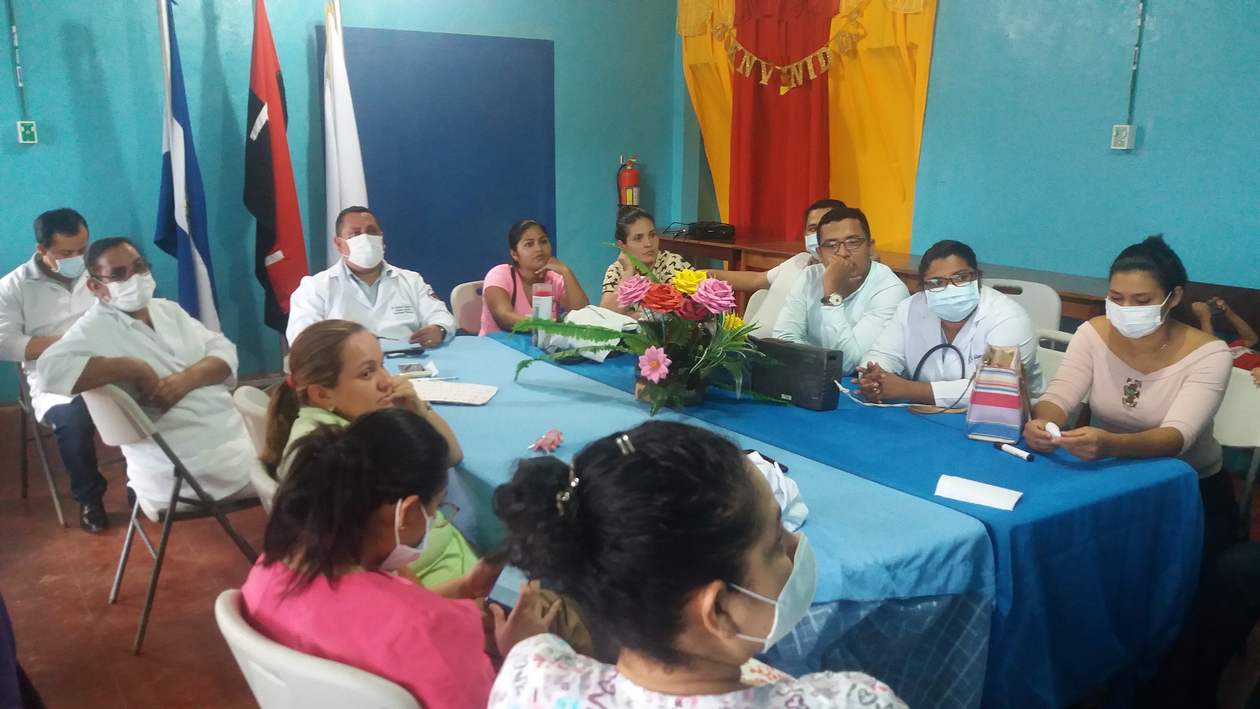 sesión de sanación en el hospital Jacinto Hernández de Nueva Guinea