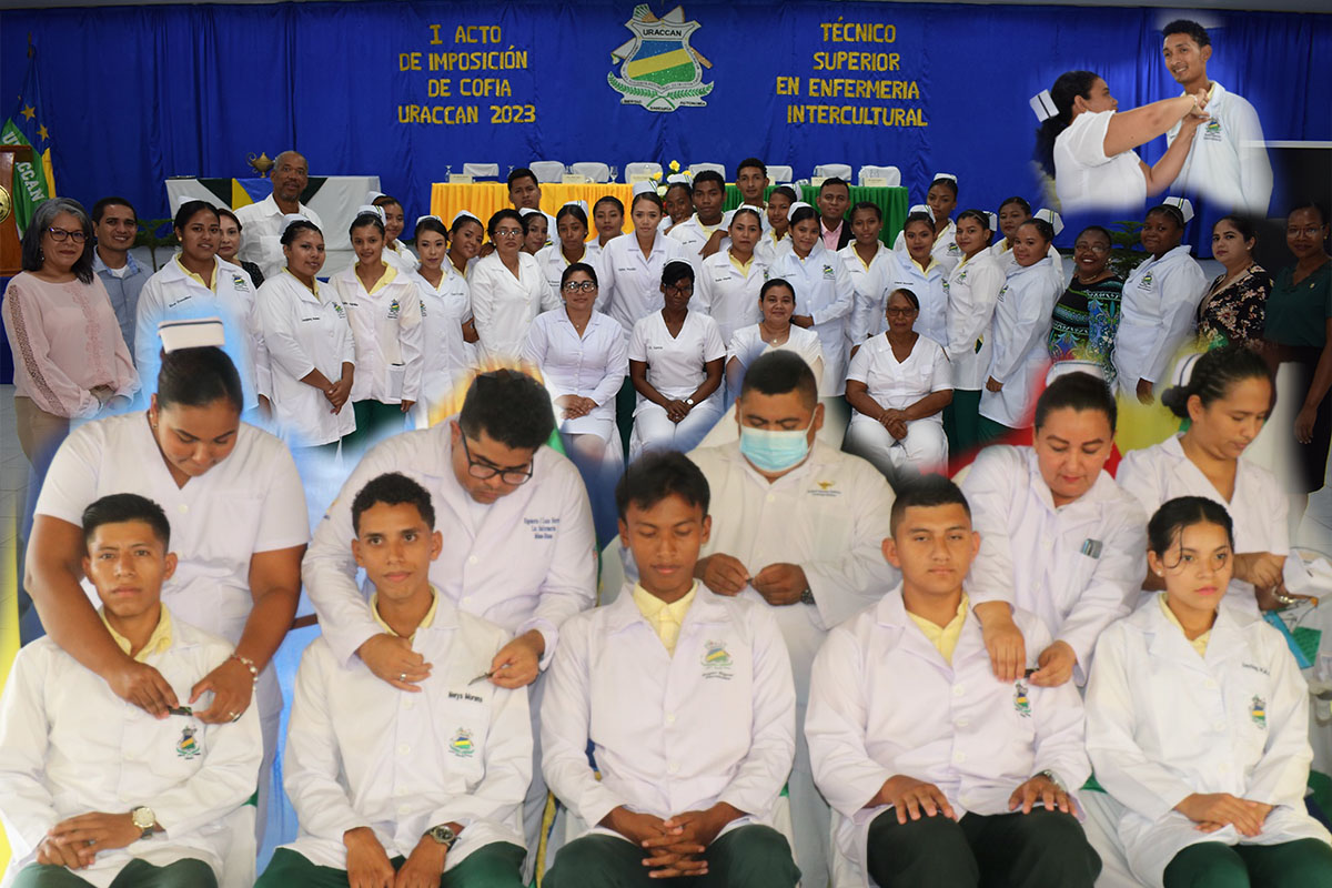 Estudiantes de enfermería en URACCAN